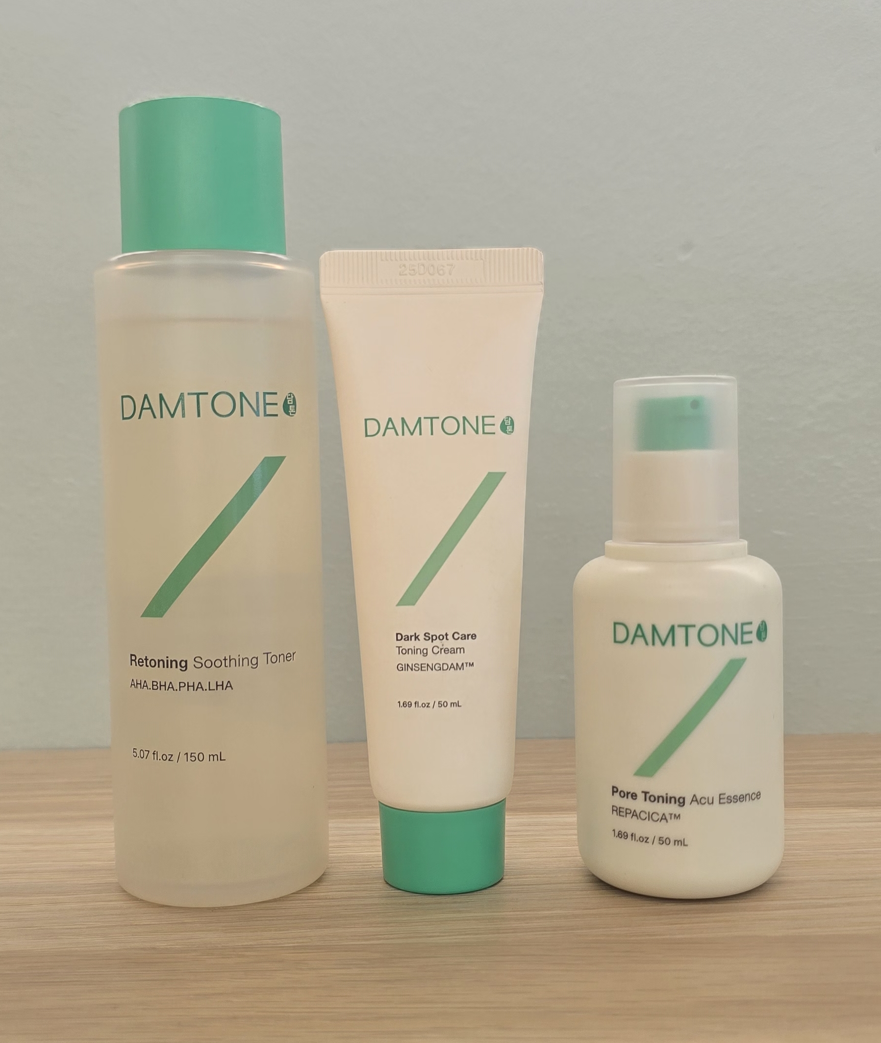 Set DAMTONE: Tonico, Acu essence e crema dark spot
